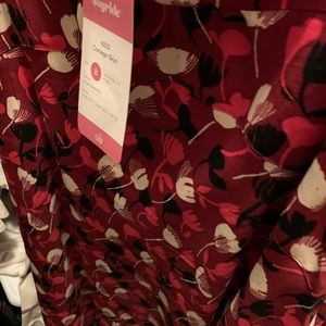 Cabi Corsage skirt #4212 wine blossom size 8